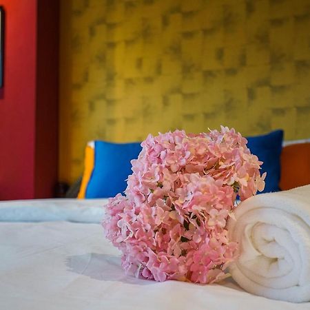 Hap@Sathorn Hotel Банкок Екстериор снимка